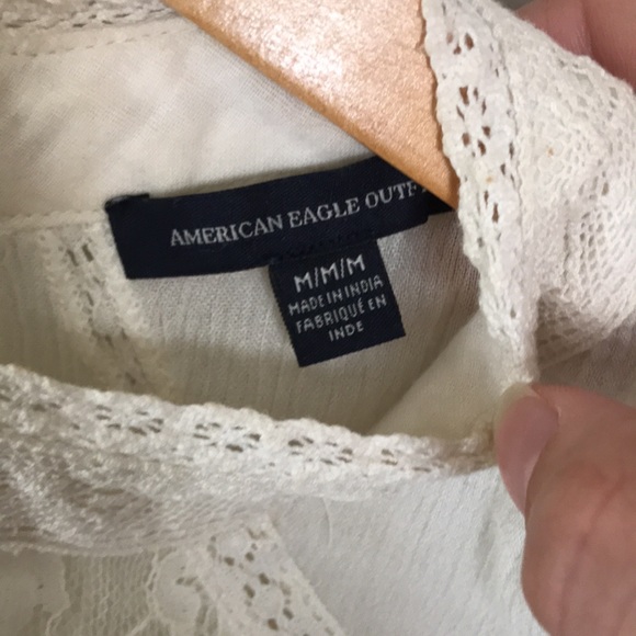 American Eagle Cream Lace Top Medium - Picture 4 of 6
